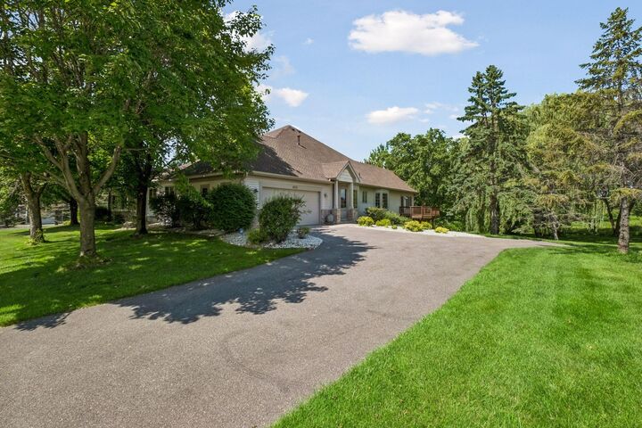 Property Photo: 4020 Kindred Way MN 55042
