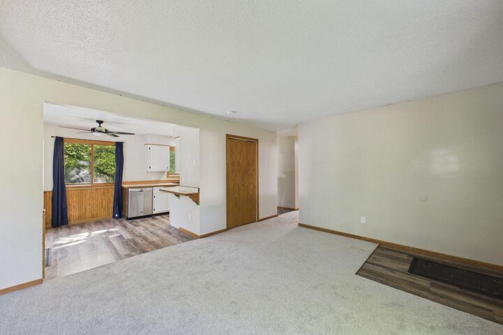 Property Photo: 26215 6th Street W MN 55398