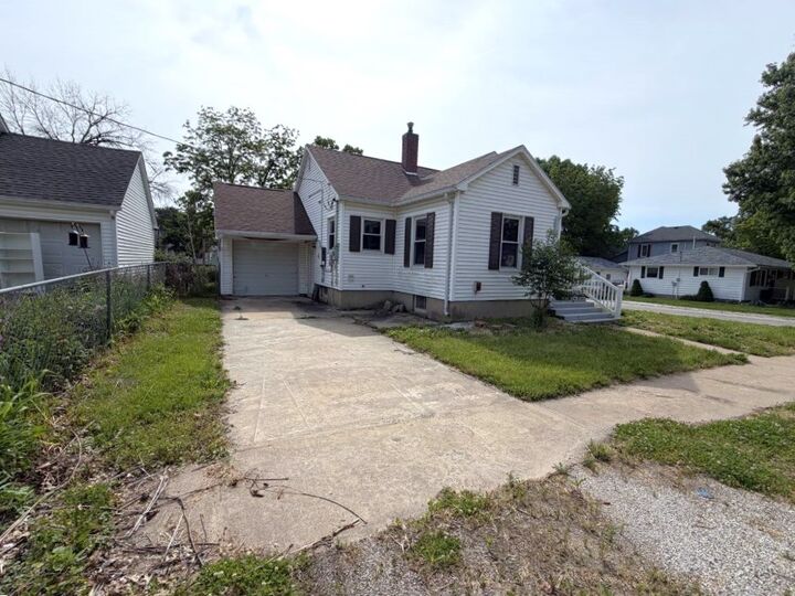 Property Photo:  320 S Adams St  MO 63555 