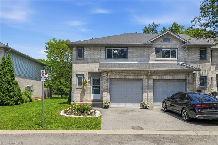 Property Photo: 2 Royalwood Court 51 ON L8E 4Z1