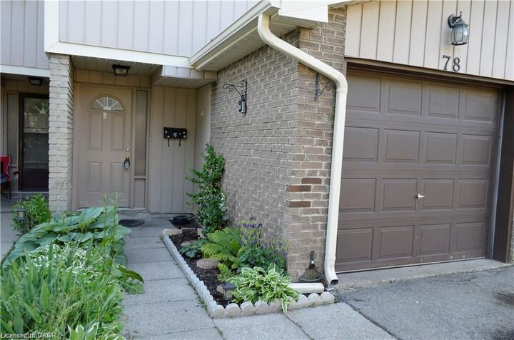 Property Photo: 51 Paulander Drive 78 ON N2M 5E5