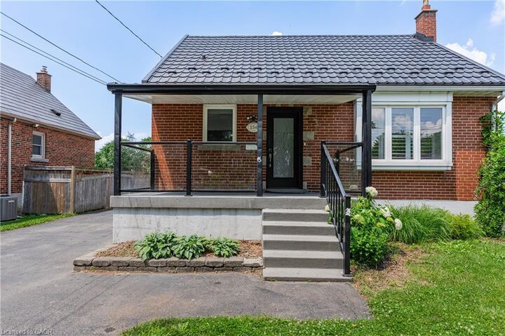 Property Photo: 156 Charlotte Street ON L8K 4V4