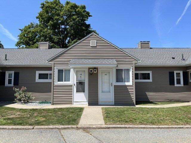 Property Photo: 180 Applewood Dr 180 MA 01022