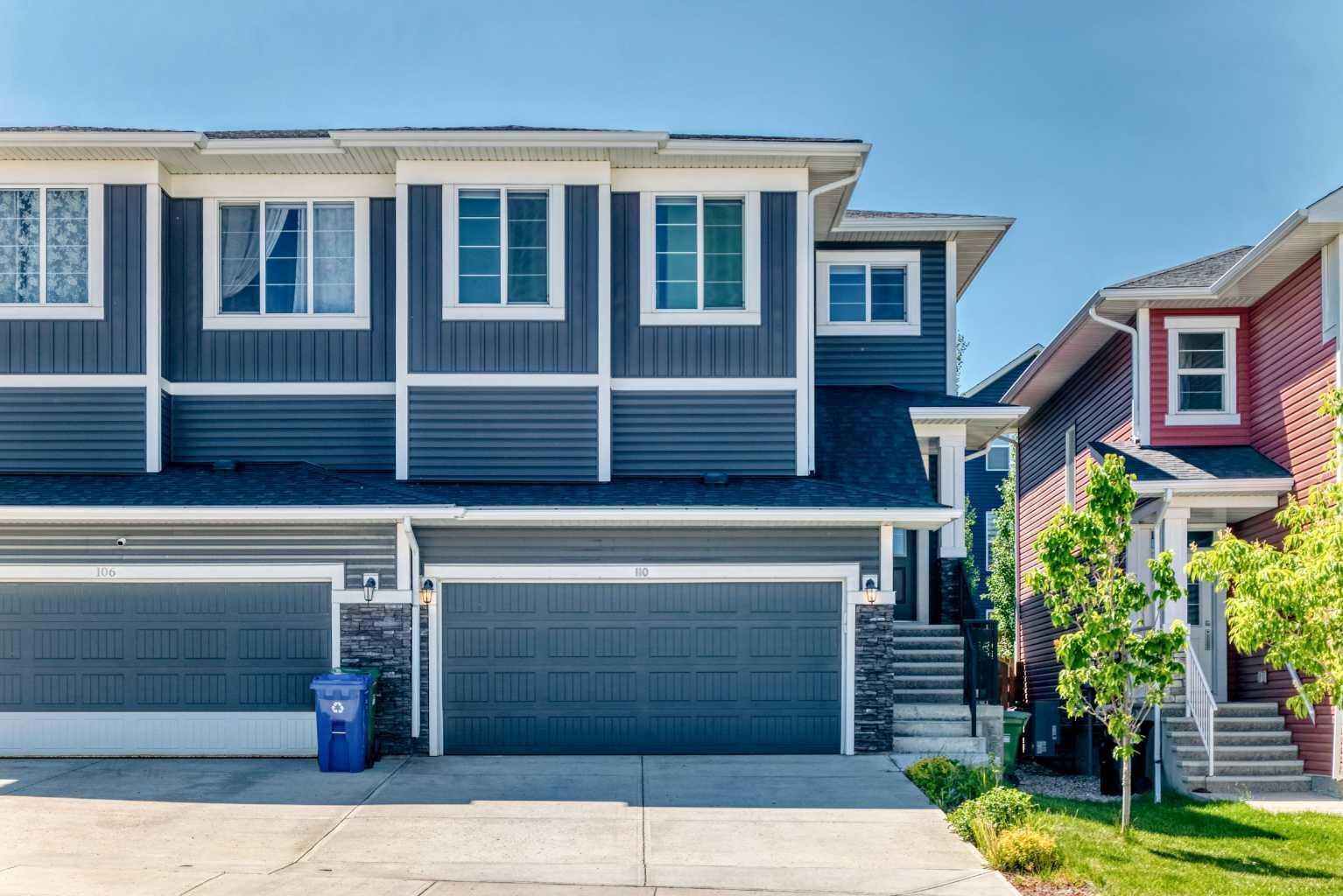 Property Photo:  110 Crestbrook Way SW  AB T3B 6H1 
