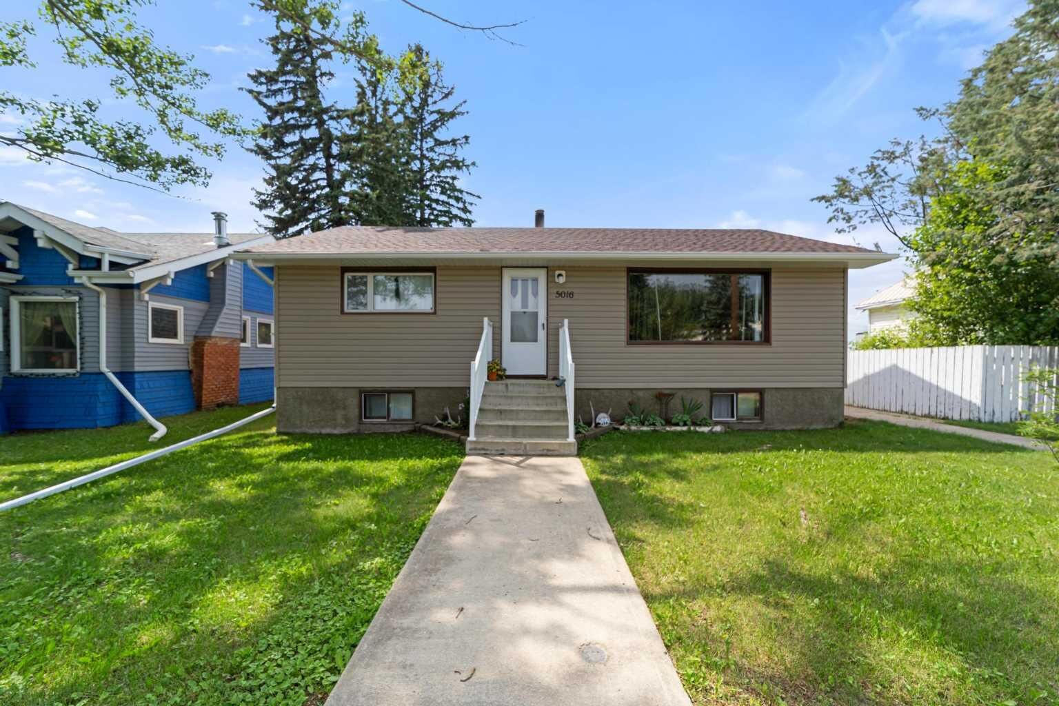Property Photo: 5016 53 Street AB T0B 2L0