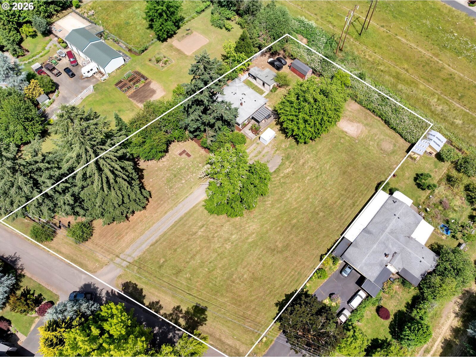 Property Photo:  13925 SW River Ln  OR 97224 