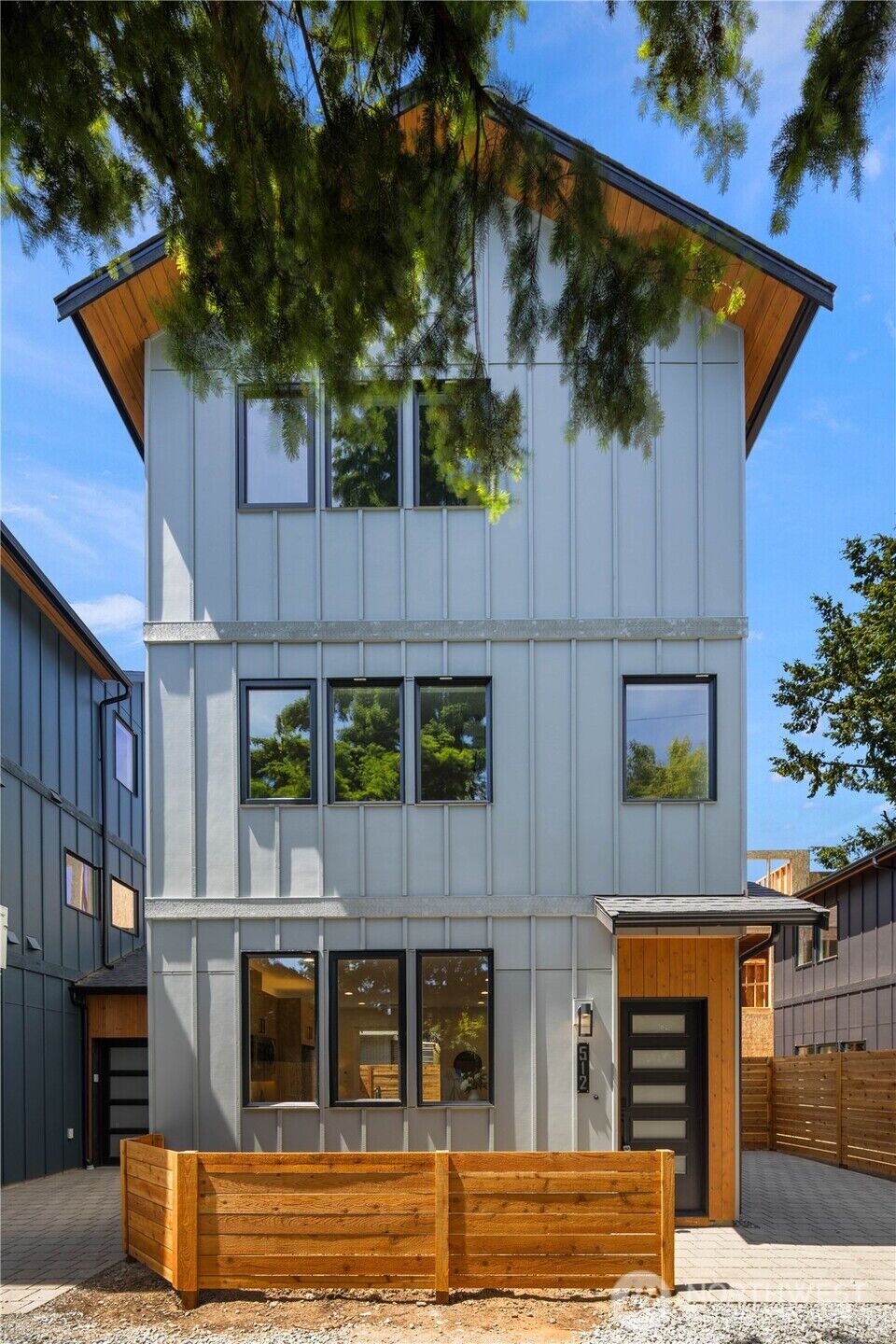 Property Photo: 512 N 92nd Street WA 98103