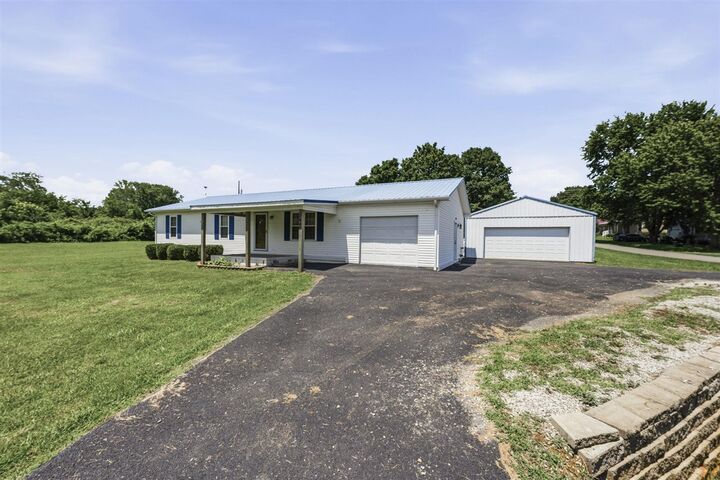 Property Photo:  3640 Bowling Green Road  KY 42164 