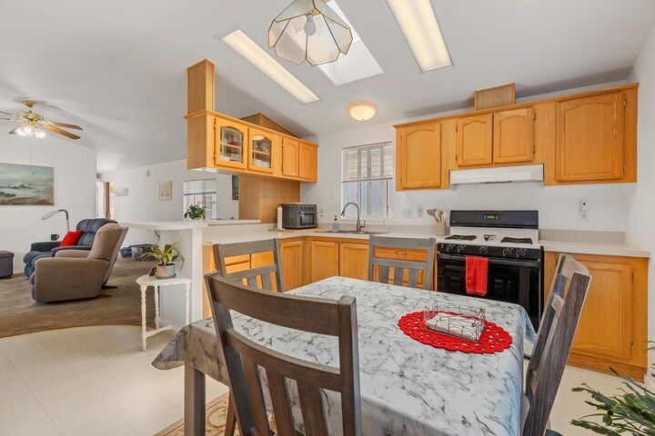 Property Photo:  1040 38th Avenue 9  CA 95062 