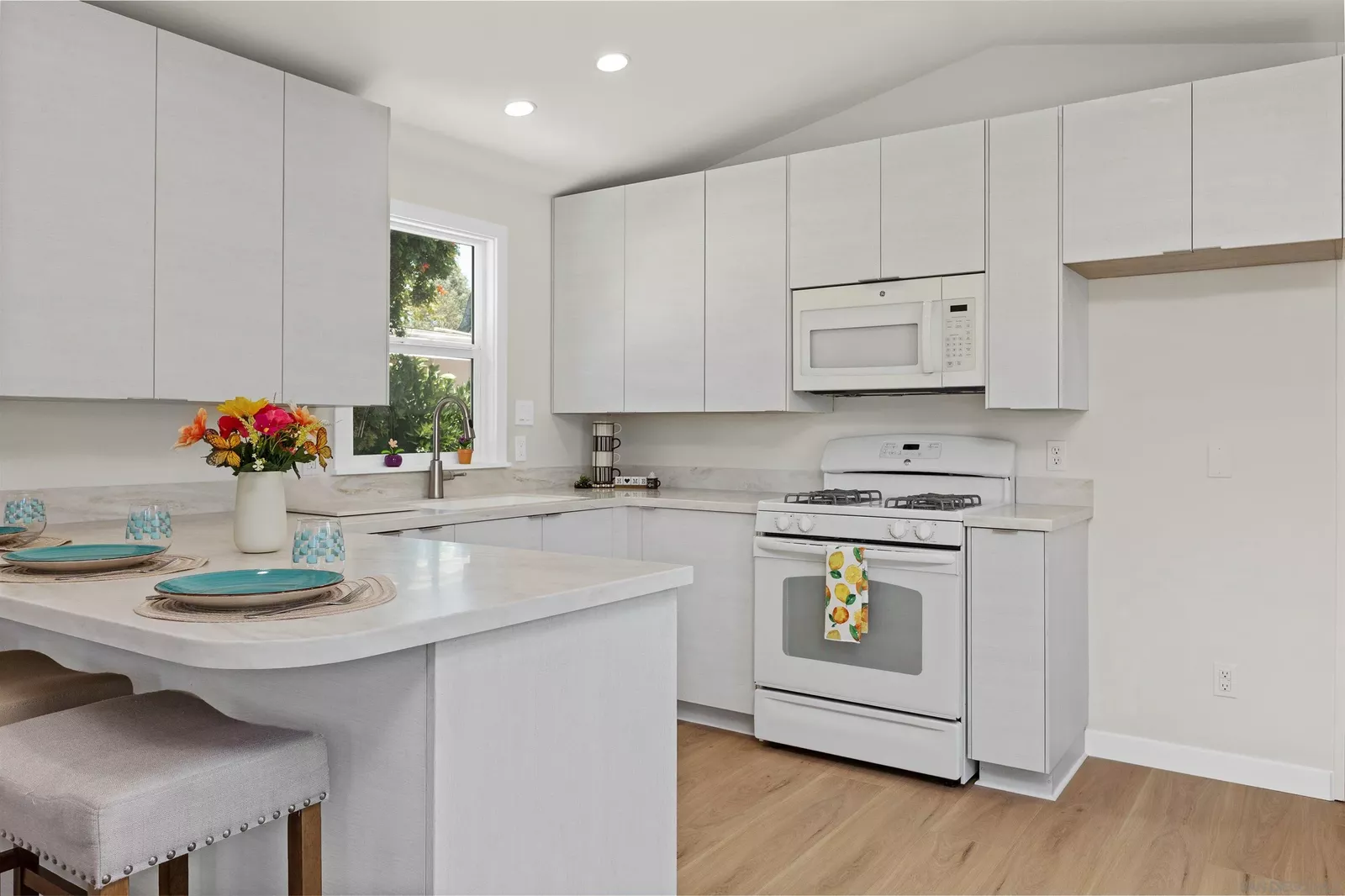 Property Photo:  2030 Black Canyon Rd. 26  CA 92065 