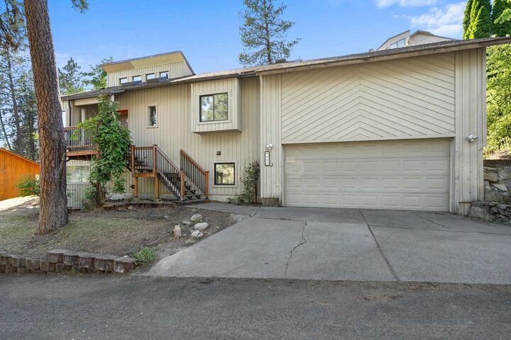 Property Photo:  8027 E Elde Dr  WA 99212 