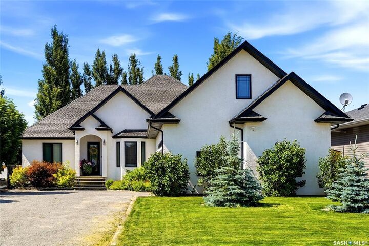 Property Photo:  1011 Otterloo Street  SK S0G 2K0 