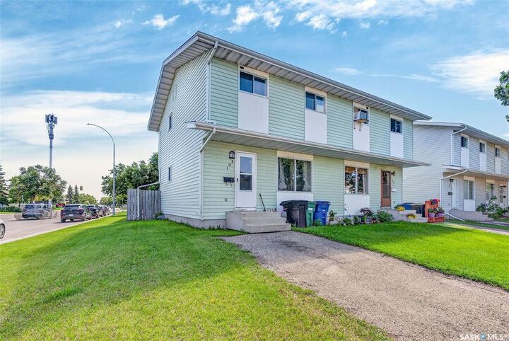 103-105 Davies Road — photo 1