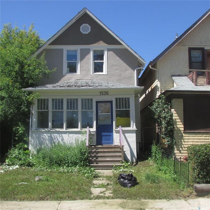 Property Photo:  1536 Cameron Street  SK S4T 2T6 