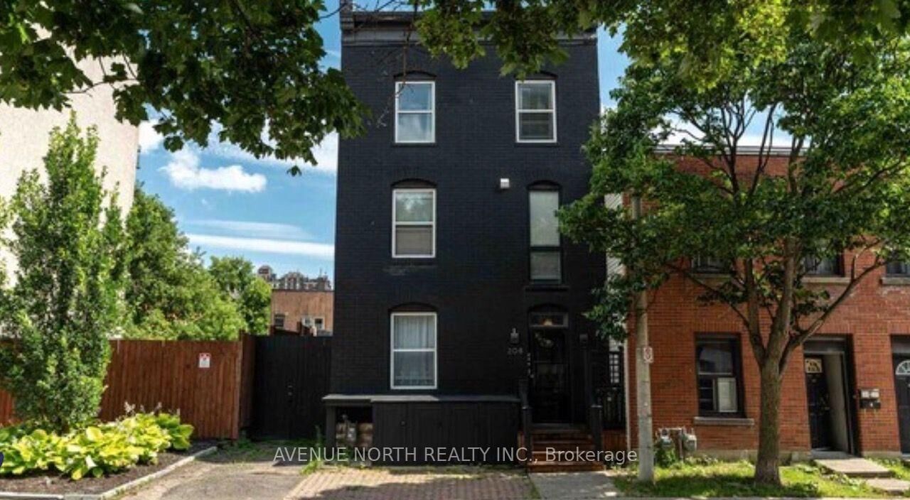 Photo de la propriété:  01-208 Clarence Street  ON K1N 5R1 