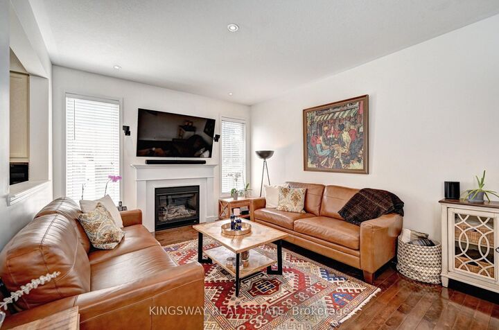Property Photo:  147 Silverthorne Drive  ON N3C 0B7 