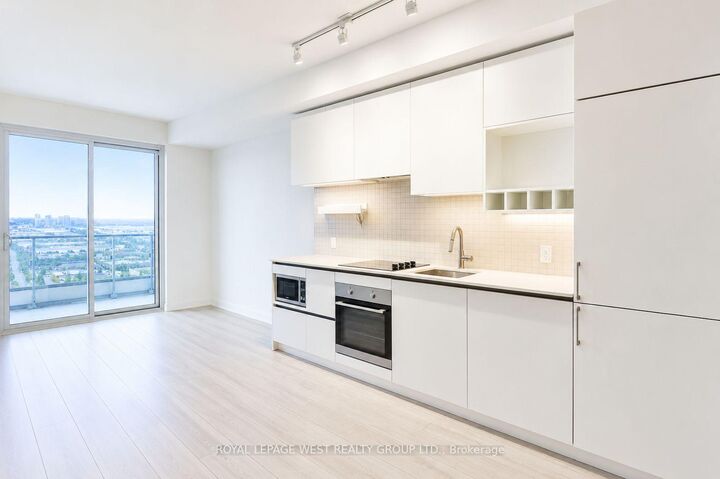 Property Photo: 950 Portage Parkway 2615 ON L4K 0J7