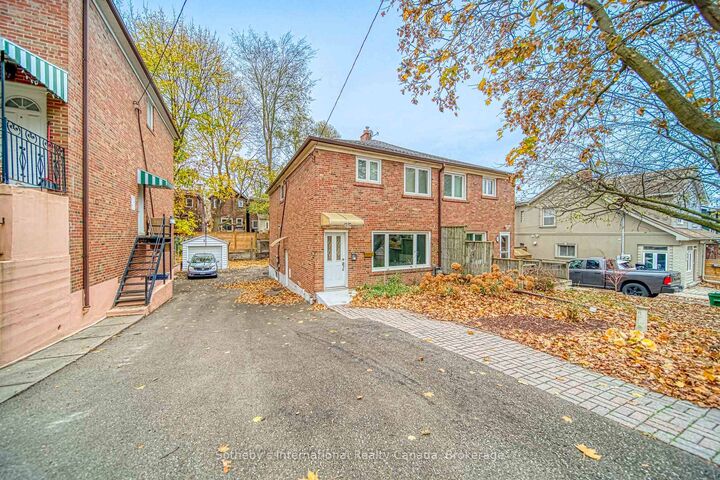 Property Photo:  35 Bellhaven Road Main  ON M4L 3J4 