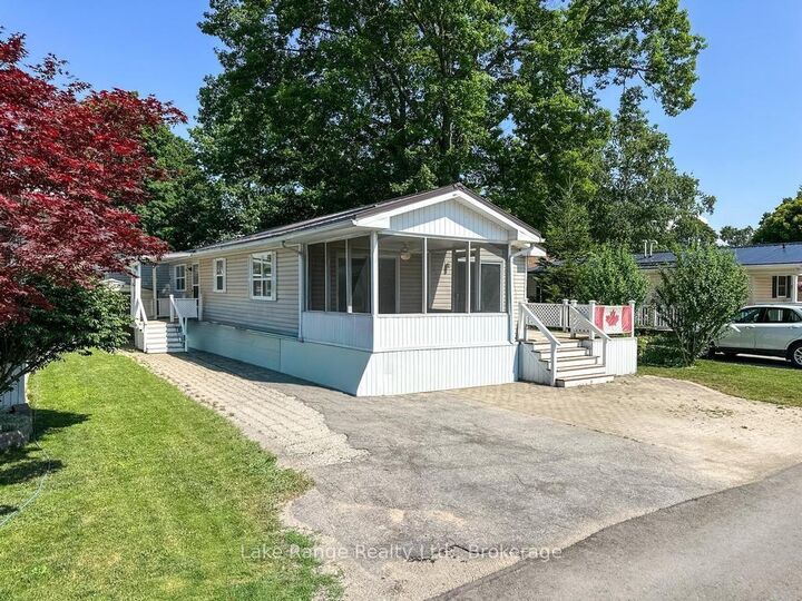 Property Photo: 8 Cherokee Lane E ON N7A 3Y2