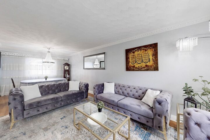 18 Millpond Place — photo 1