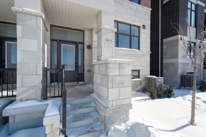 Property Photo:  11411 Leslie Street  ON L4S 0P3 