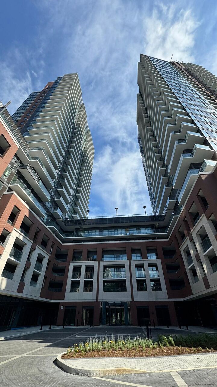 Property Photo: 4010 Eglinton Avenue W 327 ON M9A 0G5