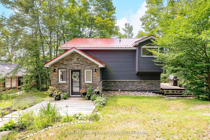 Property Photo: 49 Huronwoods Drive ON L0K 1E0
