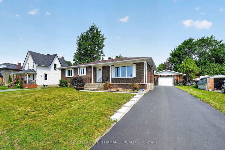 48 Pine Street — photo 1