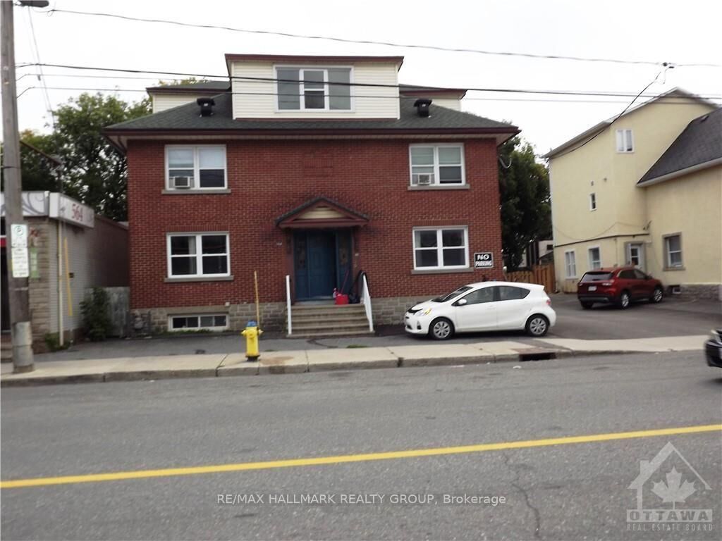 Property Photo: 570 Gladstone Avenue 1 ON K1R 5P3
