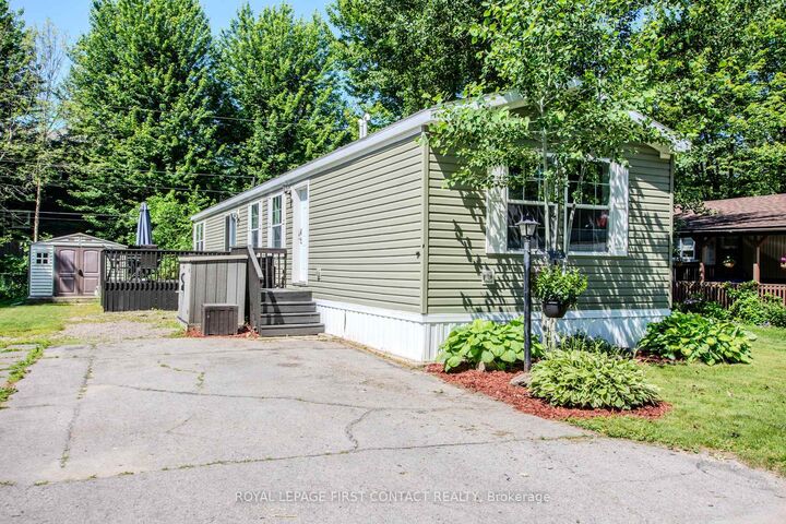 23 Georgian Glen Drive — photo 1