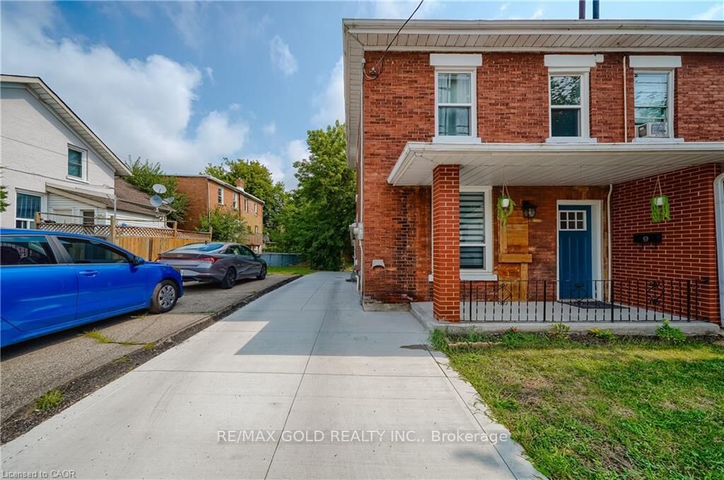 Property Photo: 36 Kerr Street ON N1R 4A3