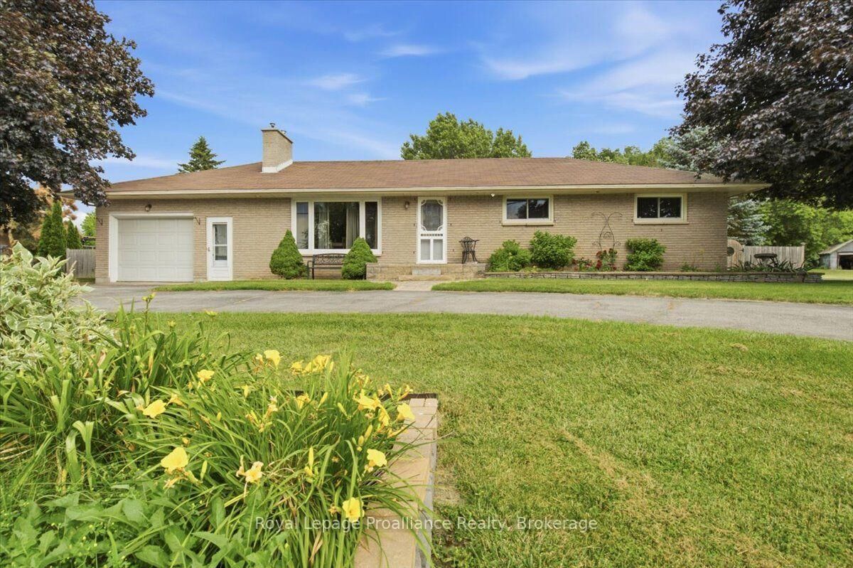 Property Photo:  178 Riverside Parkway  ON K0K 2C0 
