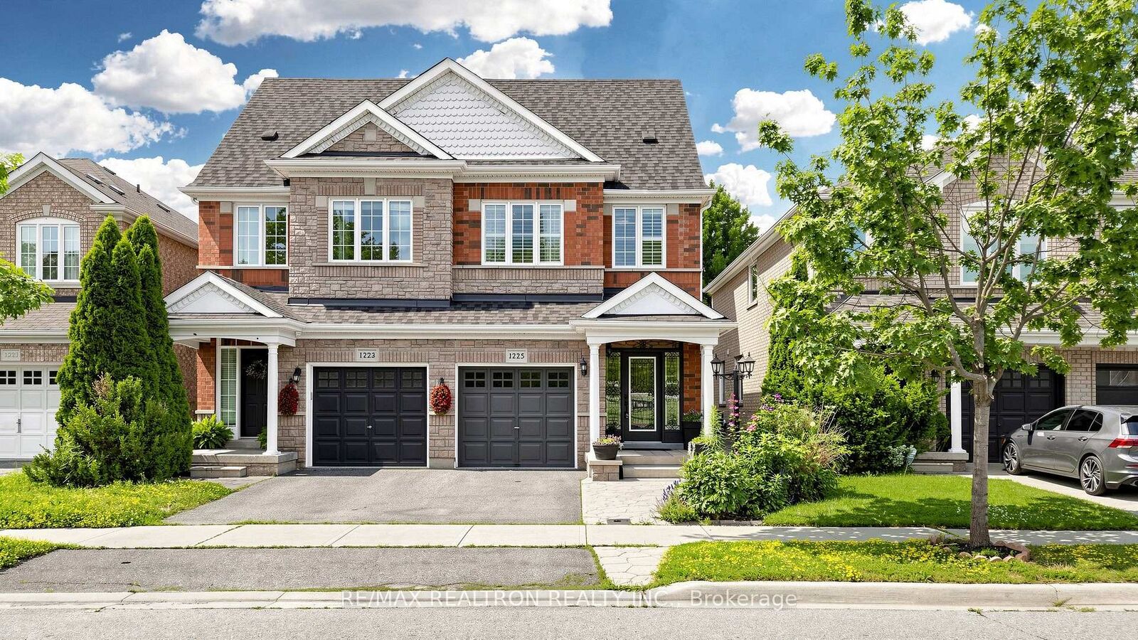 Property Photo: 1225 Houston Drive ON L9T 6G4
