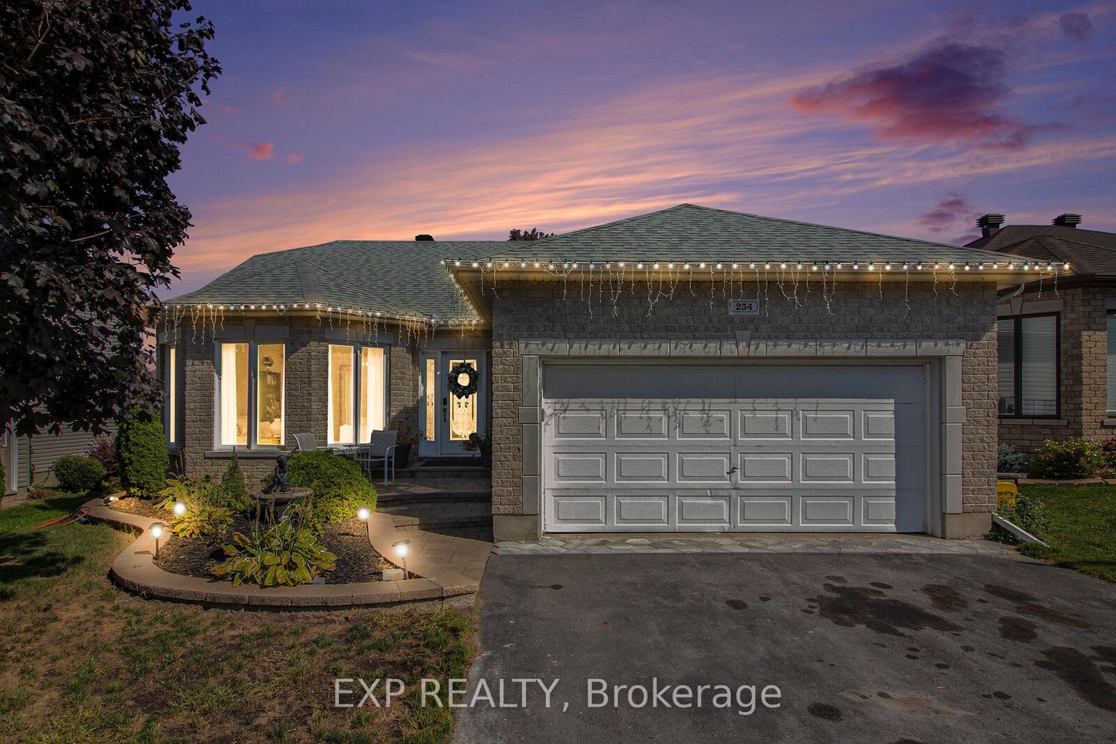 Property Photo: 234 Sandra Crescent ON K4K 1R6