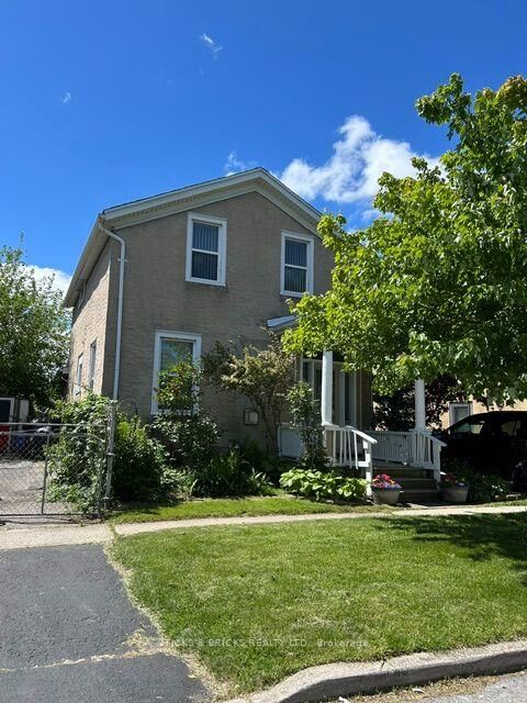 Property Photo: 12 Cross Street ON L2R 2W5