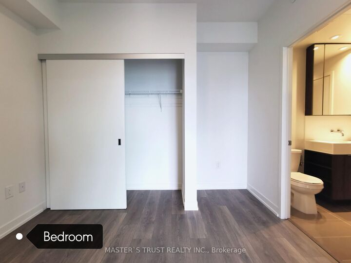 Property Photo: 15 Lower Jarvis Street 3207 ON M5E 1R7