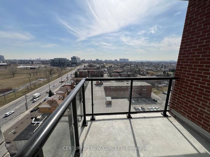 Property Photo:  3100 Keele Street 1117  ON M3M 0E1 