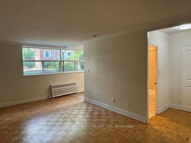 Property Photo:  134 Lawton Boulevard 105  ON M4V 2A4 