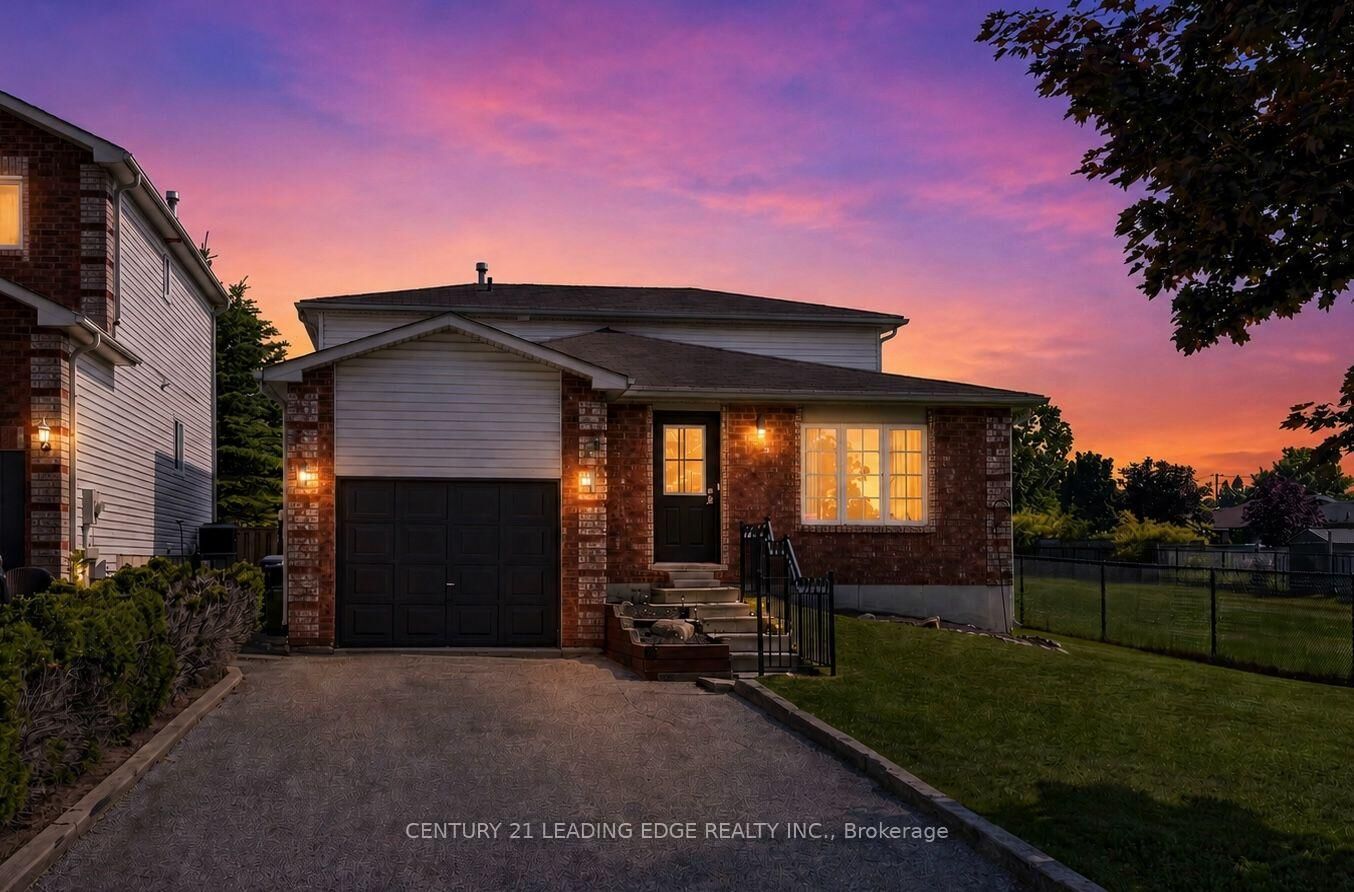 Property Photo:  11 Lougheed Road  ON L4N 8G3 