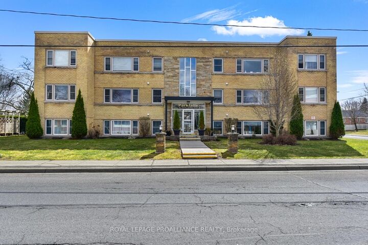 167 Pearl Street E 11 — photo 1