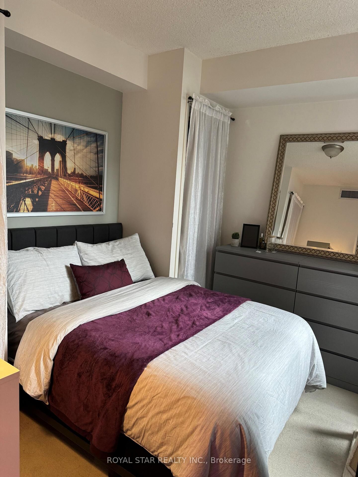 Property Photo:  85 Bloor Street 706  ON M4W 0A8 