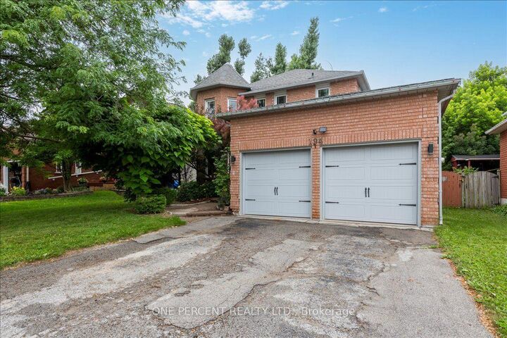 194 Livingstone Street W — photo 1