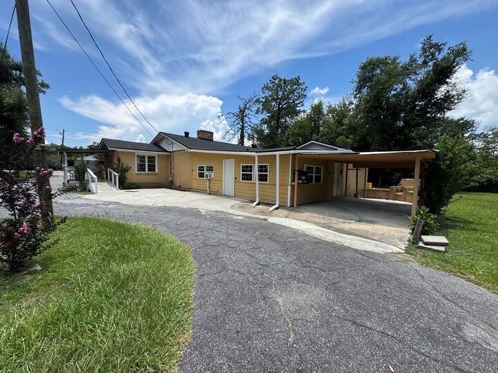 Property Photo: 1616-18 Park Ave * GA 31602