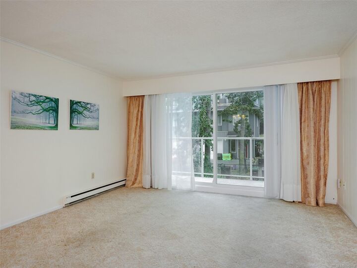 Property Photo:  1124 Esquimalt Rd #306  BC V9A 5N4 