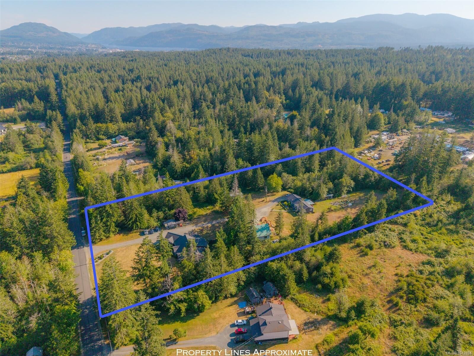 Property Photo: 6718 Cypress Blvd BC V9Y 8T7