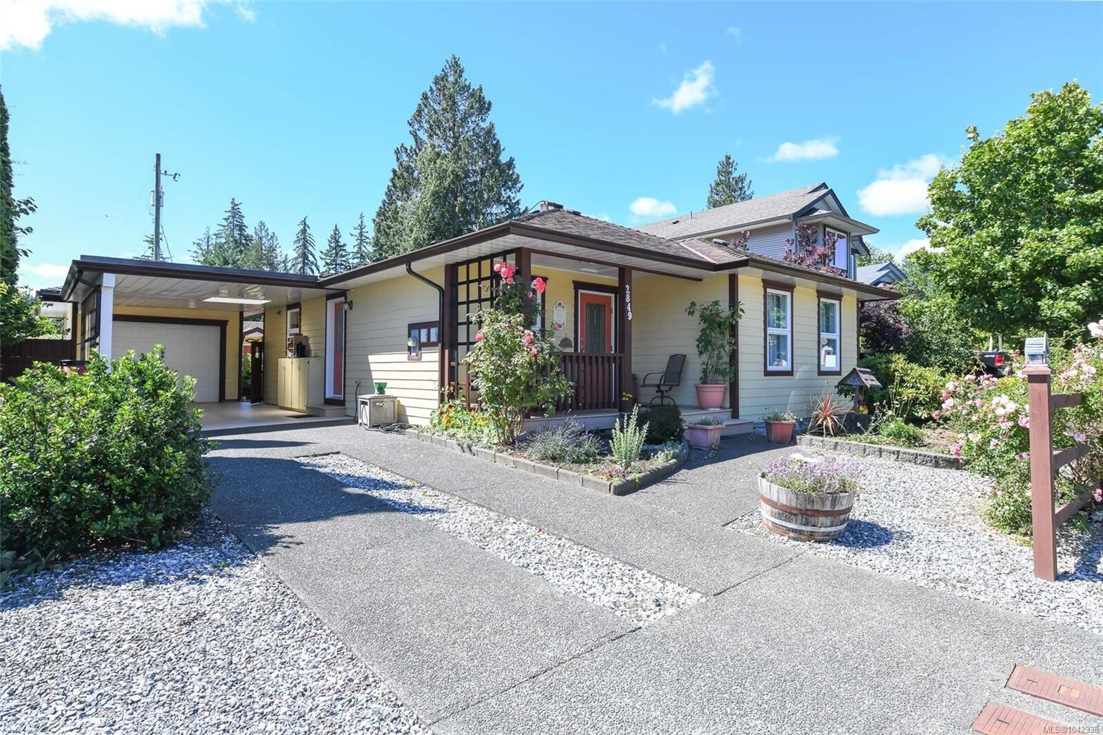 Property Photo: 2849 Penrith Ave BC V0R 1S0