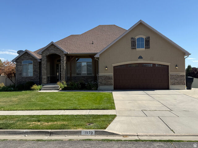 Property Photo: 1173 W 2175 S UT 84075