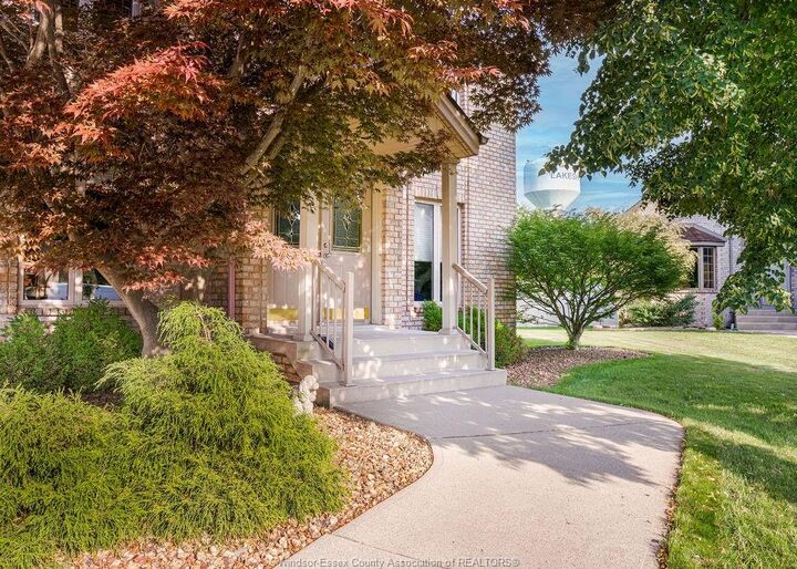 Property Photo: 128 Pheasant Run Drive ON N8L 0Z7