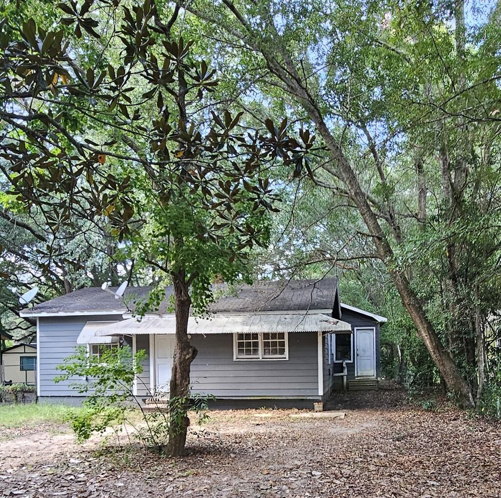 Property Photo:  807 Lincoln Avenue  GA 31701 