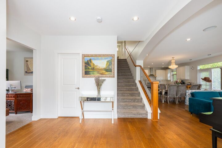 Property Photo: 15885 26 Avenue 18 BC V3Z 8L3